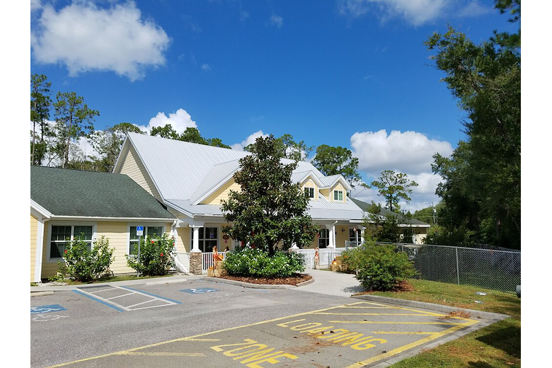 Image of Magnolia Manor Assisted Living (1)