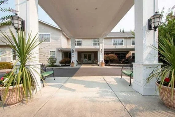 Image of Oak Park Senior Living by Cogir (2)