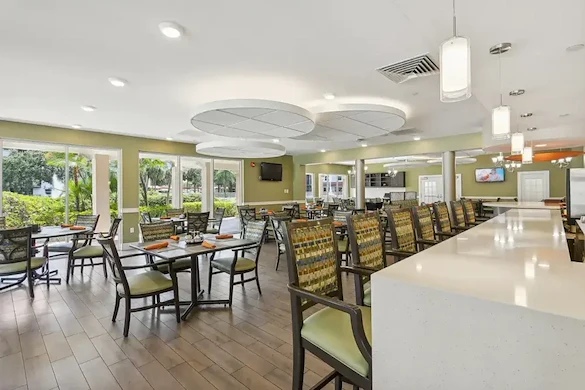 Image of The Pointe at West Palm (2)