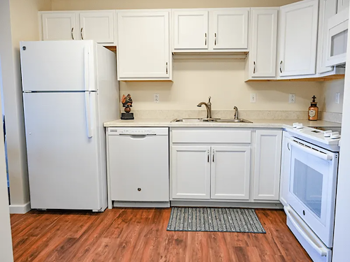 Image of Heisinger Bluffs Senior Living (7)