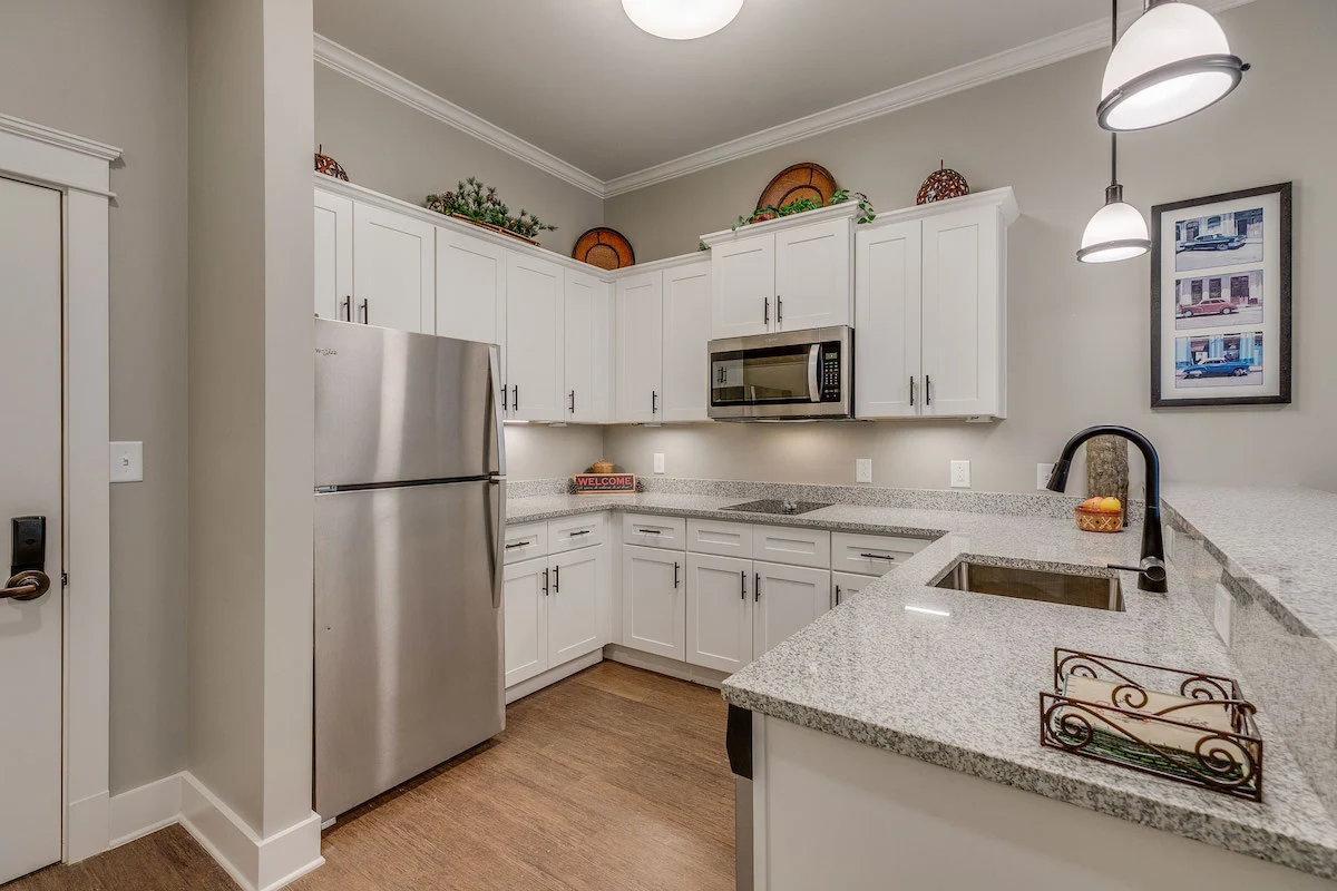 Image of Everlan of Johnson City (4)