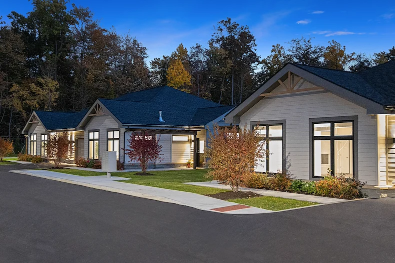 Image of The Ashton at Mayfield Heights (2)