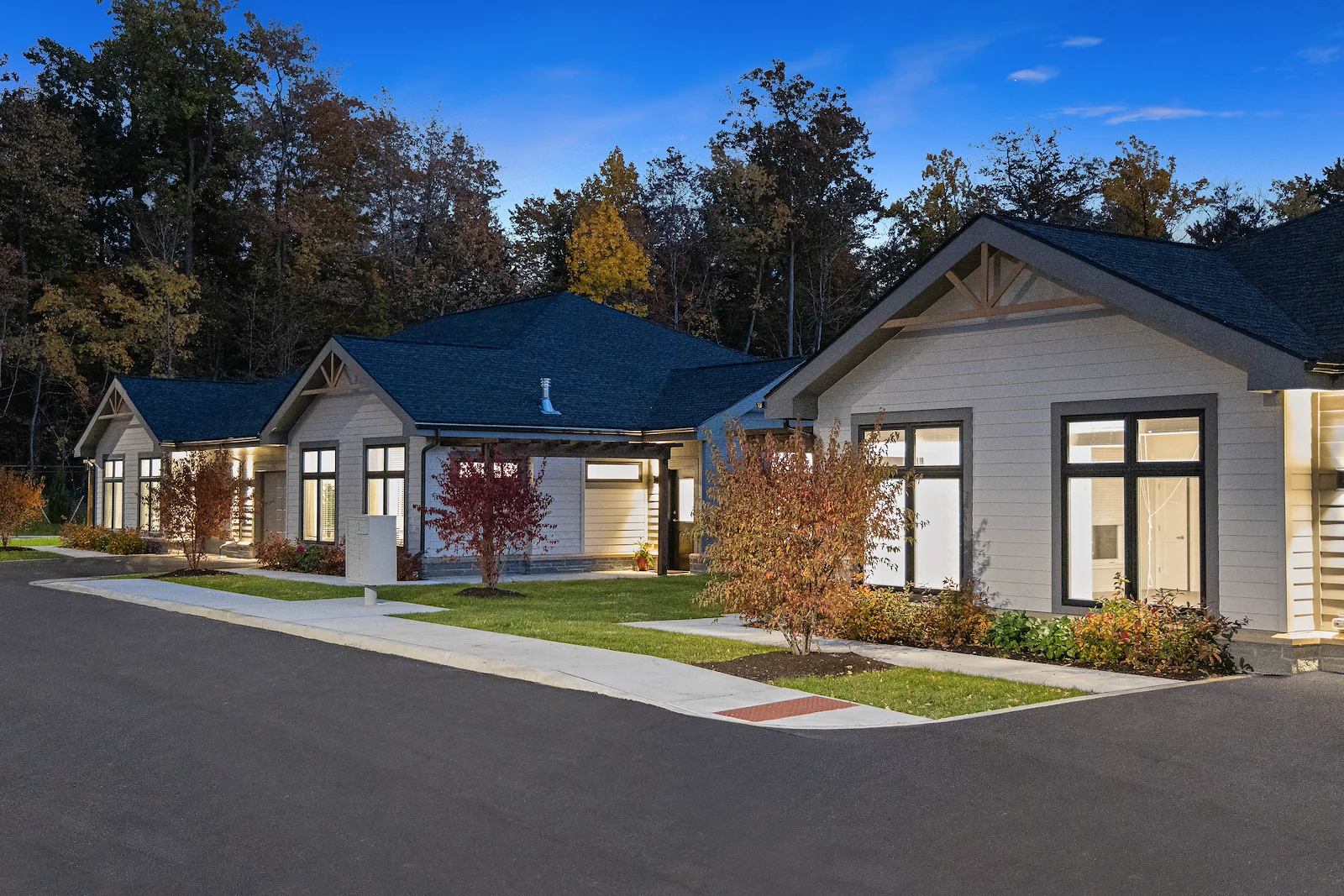 Image of The Ashton at Mayfield Heights (2)