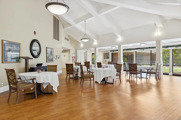 Image of Lexington Country Place Health Center (5)