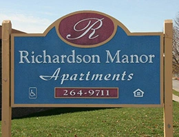 Image of Richardson Manor (1)