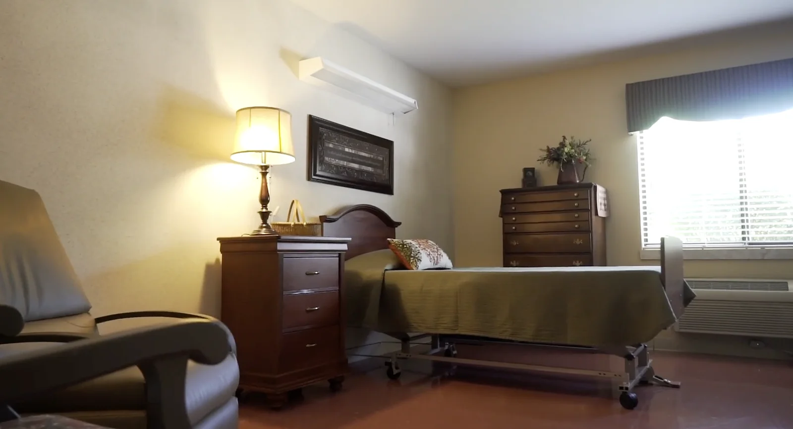 Image of Letcher Manor (2)