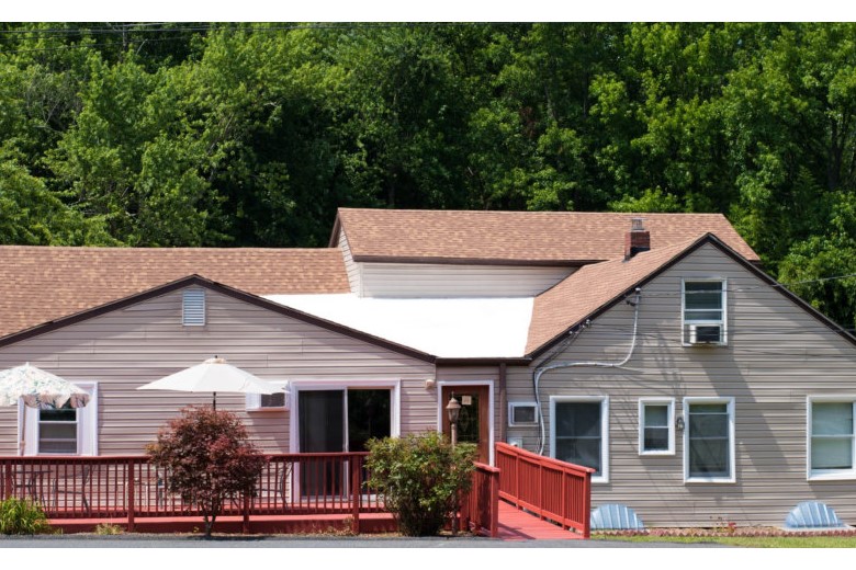 Image of Young at Heart Assisted Living - Facility 1 (1)