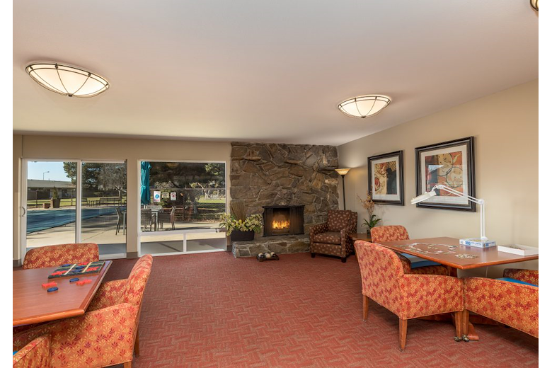 Image of Hawthorne Court (7)
