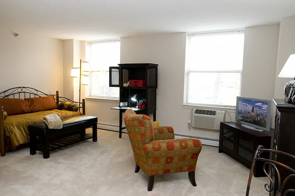 Image of Senior Suites of Kelvyn Park (6)