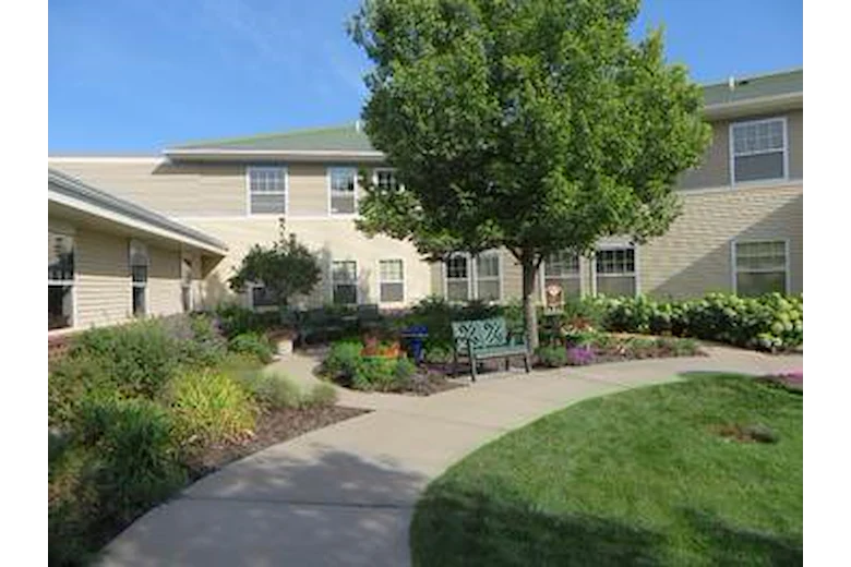 Image of Benedictine Living Healthcare St. Gertrude's and the Gardens (7)