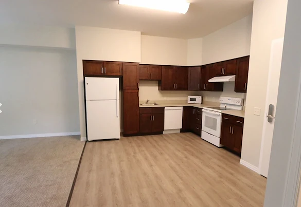 Image of LongCrest (3)