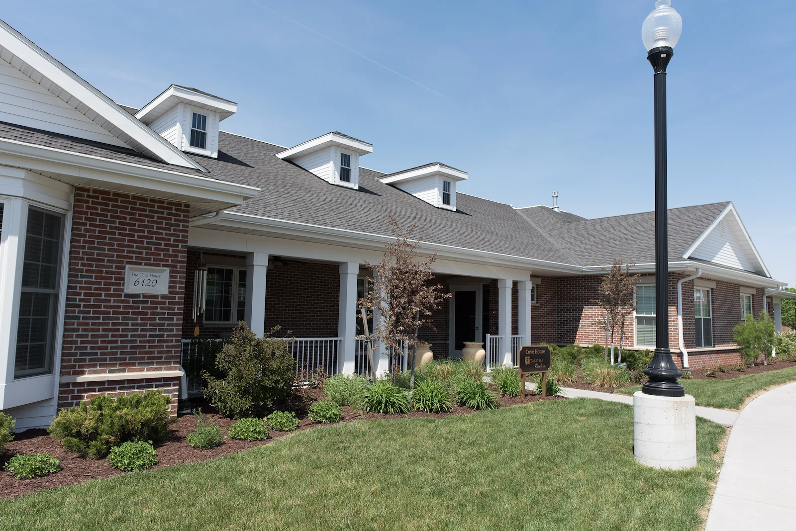 Tabitha Residence - Cove House