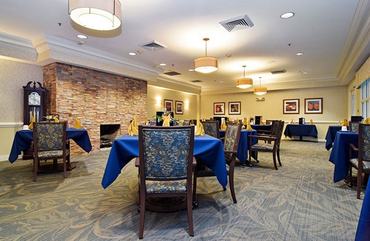 Image of Charter Senior Living of Newport News (2)