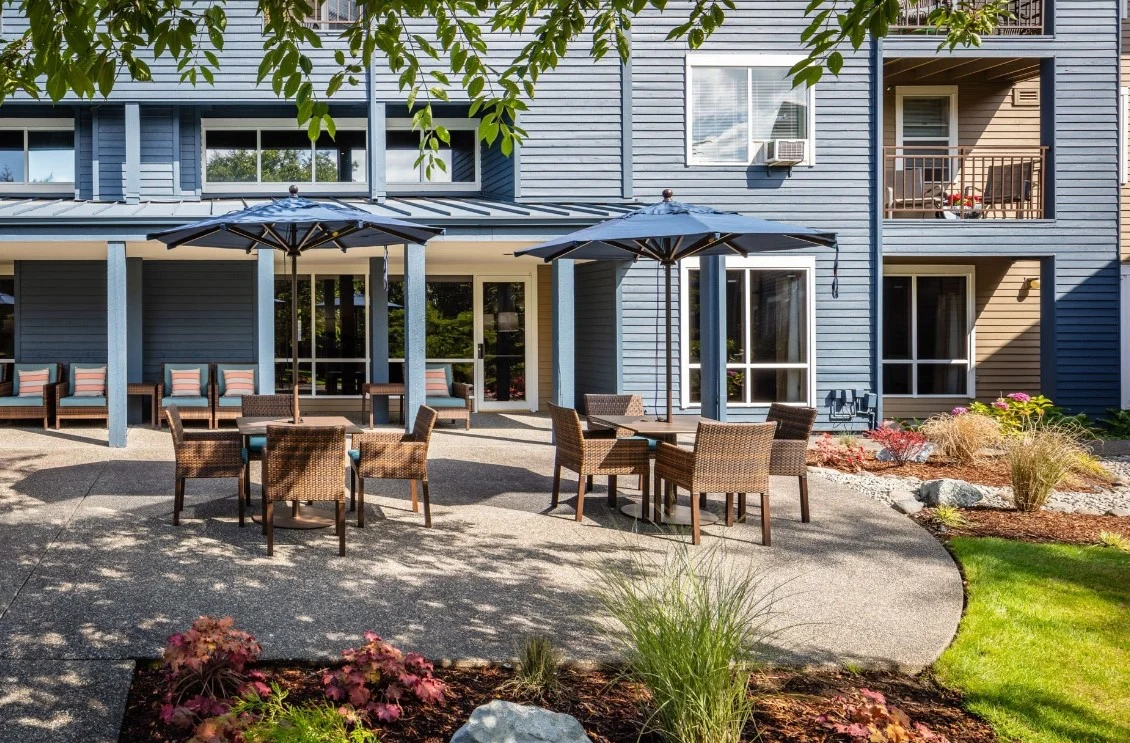 Cogir at The Narrows Outdoor Patio Area