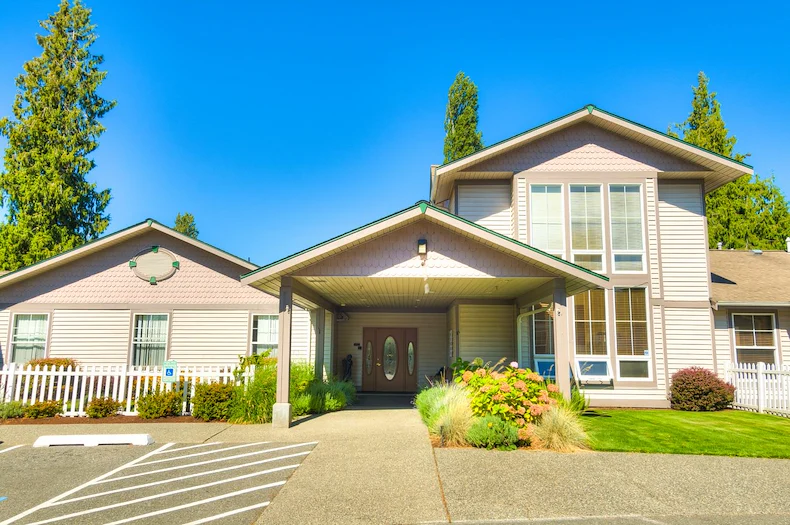 Image of HomePlace at Burlington by Cogir (1)