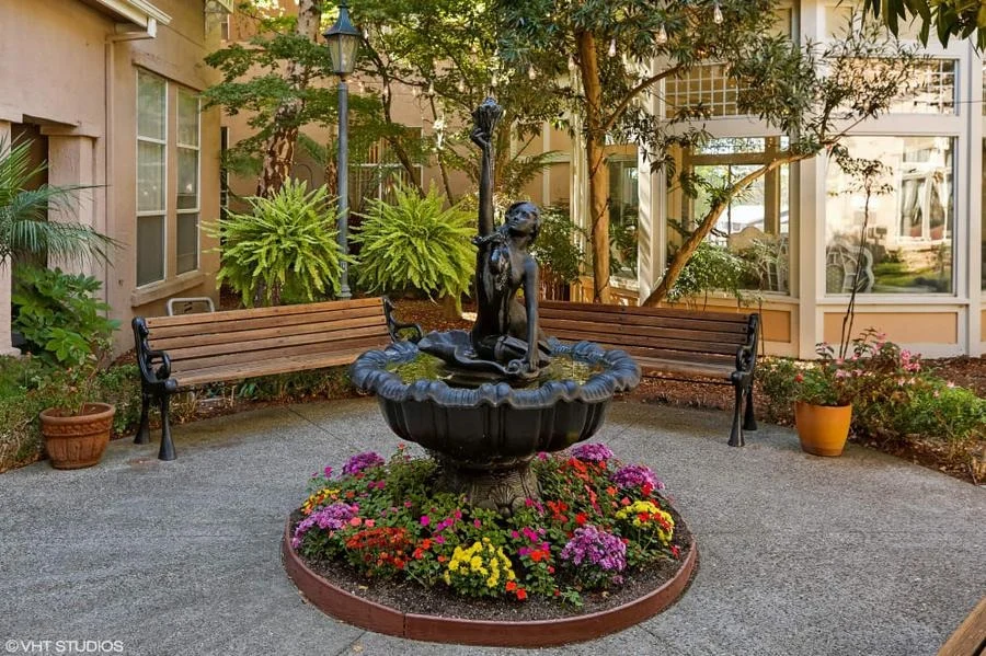 Image of Sunshine Villa, A Merrill Gardens Community (8)