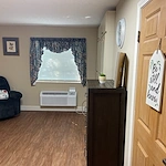 Image of Taylorsville House (4)