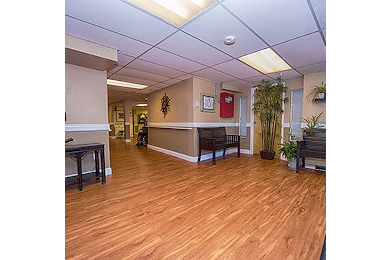 Image of Uptown Care Center (2)