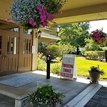 Welcome to Avamere Court at Keizer Independent Living Community