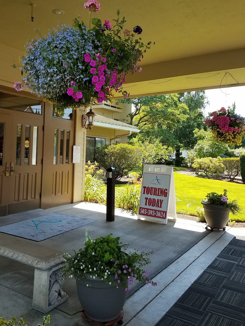 Welcome to Avamere Court at Keizer Independent Living Community