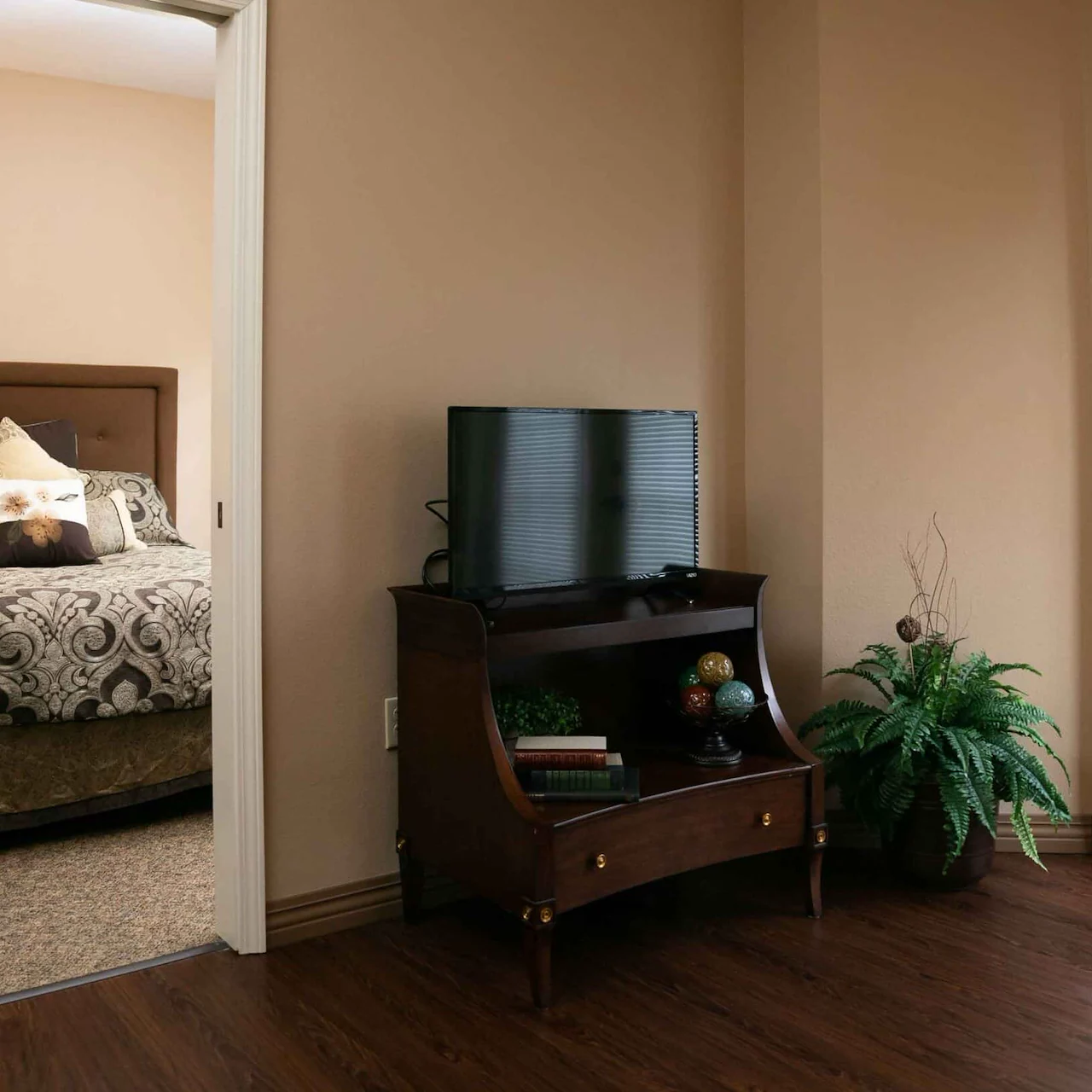 Image of Hearthside Senior Living of Bartlett (2)