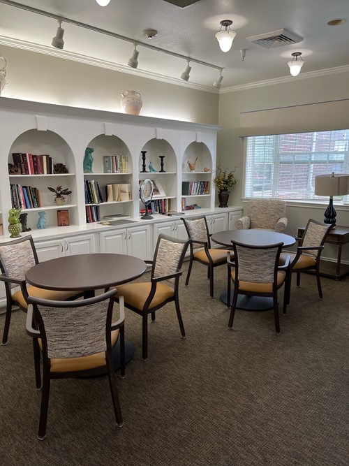 Image of Oak Ridge Alzheimer's Special Care Center (4)