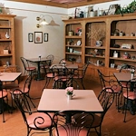 Ascension Living Bethlehem Woods Village senior living community offering independent living, assisted living, and memory care in La Grange Park, IL, dining room