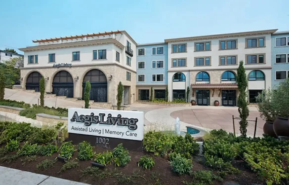 Image of Aegis Living Kirkland Waterfront (1)