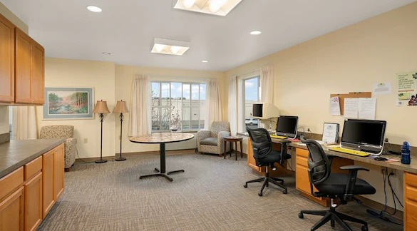 Image of Appleway Court (4)