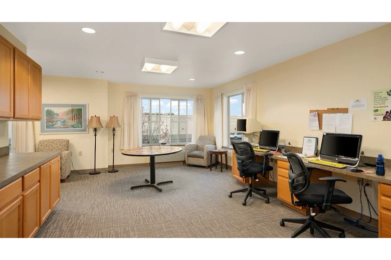 Image of Appleway Court (4)