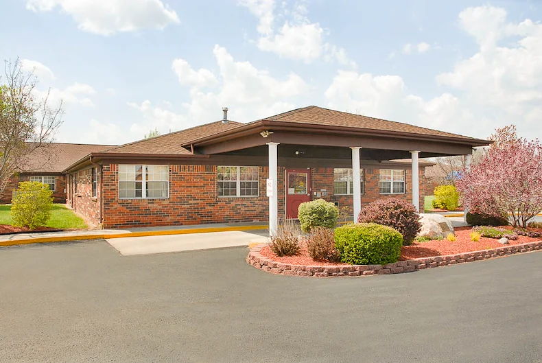 Image of Life Care Center Of Lagrange (2)