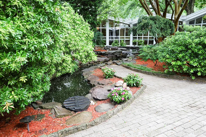 Image of Annandale Healthcare Center (1)