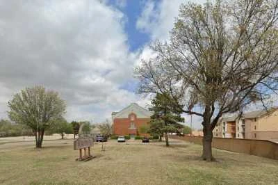 Image of Burgundy Place (2)
