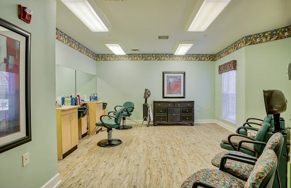 Image of Lockwood of Clinton (5)