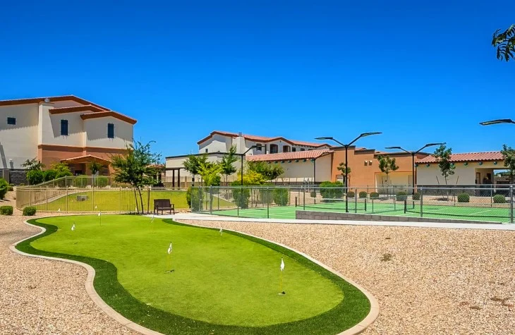 Putting green & two pickleball courts