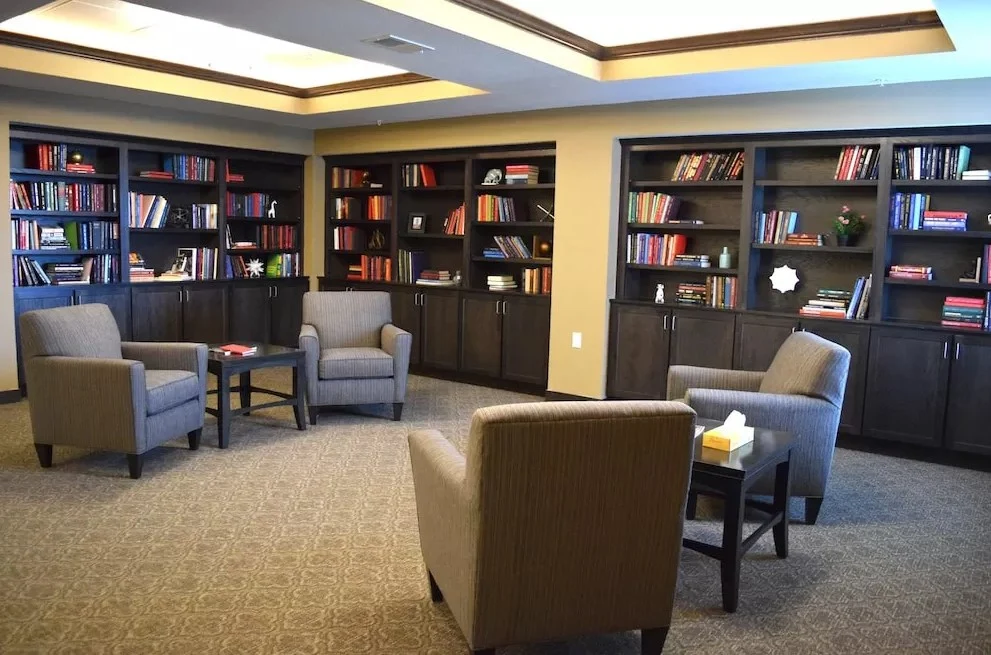 Image of Colonial Village Senior Living (3)