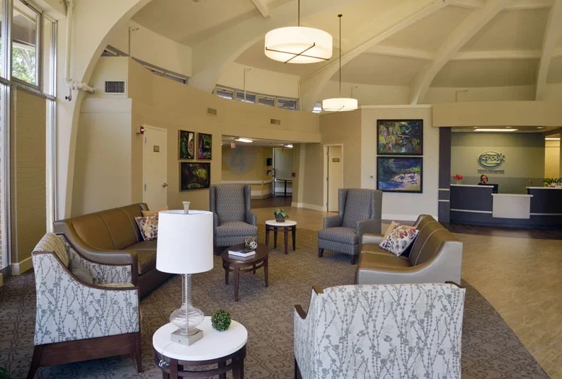 Image of Mitchell-Hollingsworth Nursing & Rehabilitation (2)