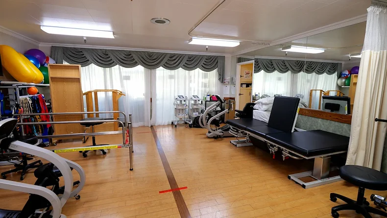 Image of Fairmont Rehabilitation Hospital (7)