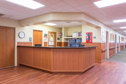 Image of Mid-Valley Health Care Center (3)
