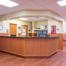 Image of Mid-Valley Health Care Center (3)