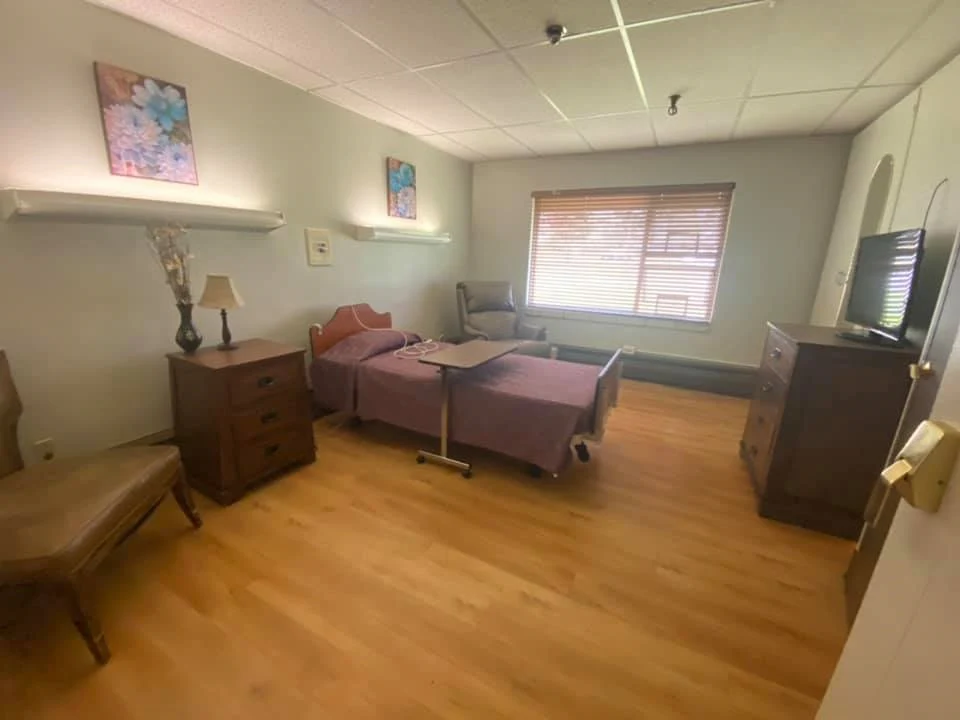 Image of Crest Nursing Home (2)