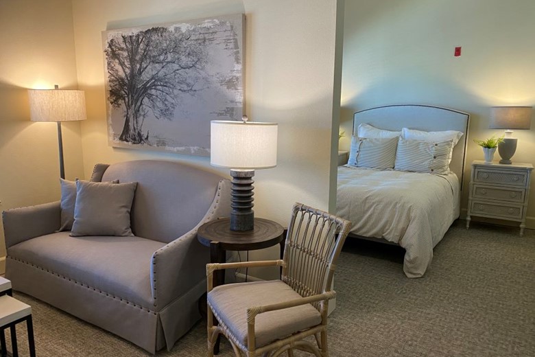 Magnolia Court Apartment 