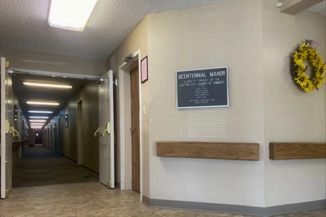 Image of Bicentennial Manor (3)