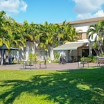 Image of Coral Plaza (6)