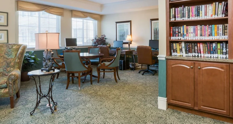 Image of Three Oaks Assisted Living (5)