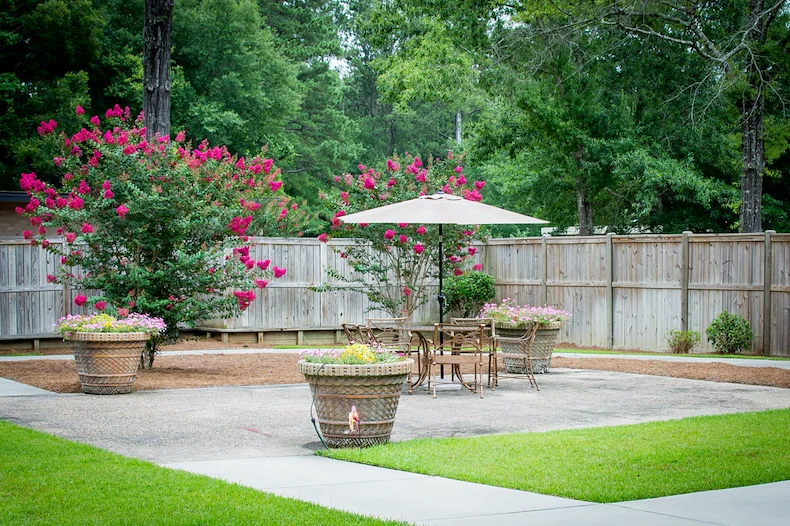 Image of Bedford Alzheimer's Care Center (3)
