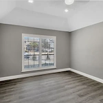 Image of Silver Leaf Plano (6)