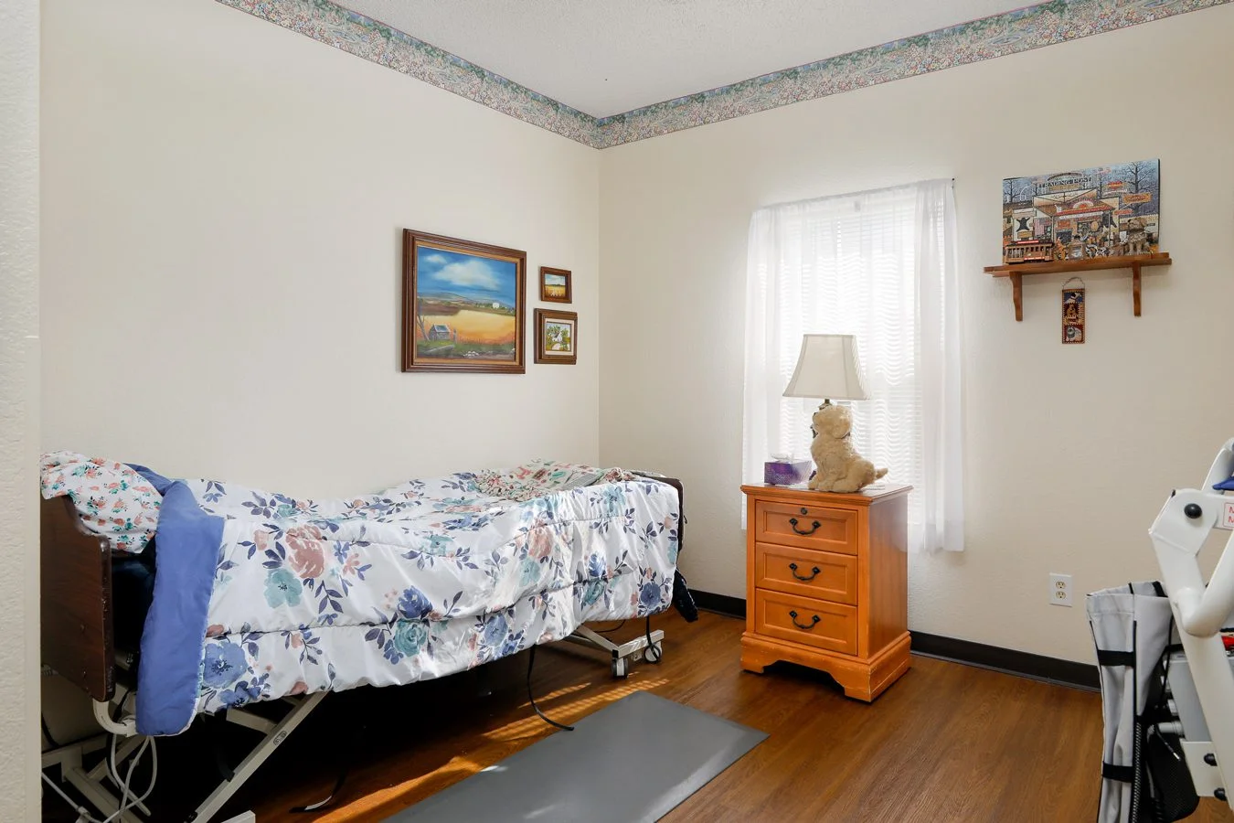 Image of Kelly House of Topeka (3)