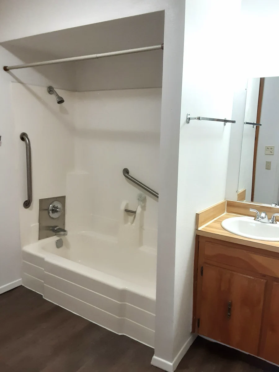 Image of Northwest Village Apartments (4)