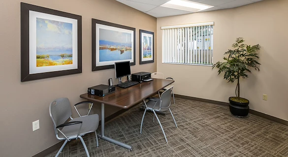 Image of College Park Towers I & II (4)